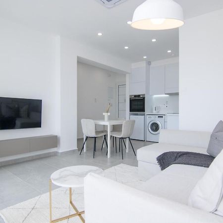 Phaedrus Living Seaview Modern Flat Limnaria 134 Apartamento Pafos Exterior foto