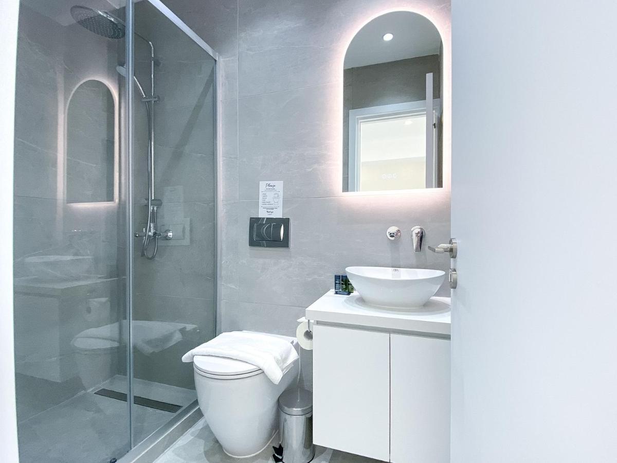 Phaedrus Living Seaview Modern Flat Limnaria 134 Apartamento Pafos Exterior foto